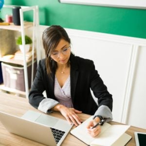 Cuerpo Administrativo